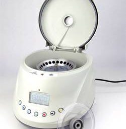 Centrifuge with Fixed Angle and Microtub