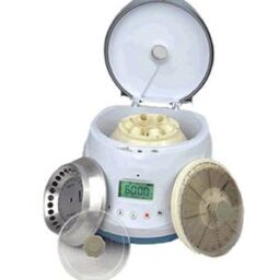 Centrifuge with 3 Interchangeable Rotors